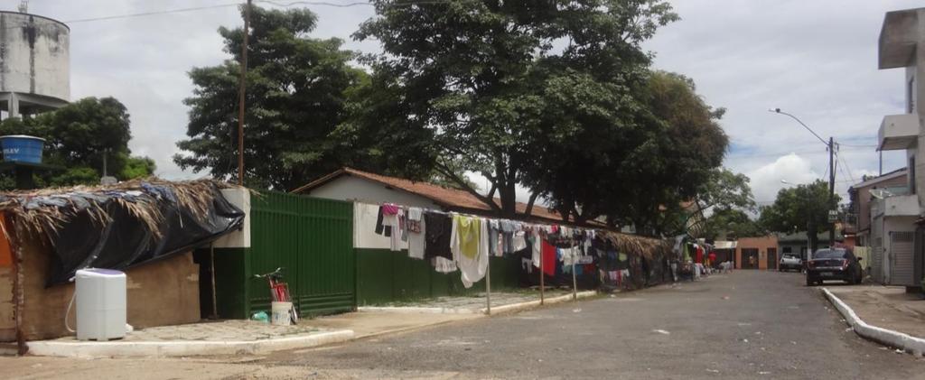 ainda alto de água no terreno.