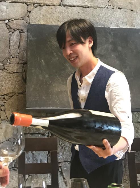 AVALIAÇÃO DO EVENTO: Pontos fortes: Visitar produtores desconhecidos no Japão Experiência de vinhos e harmonização com comida locais Hotéis confortáveis e em boas localizações Fantástica