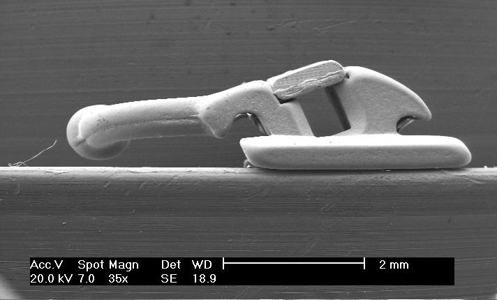 31 3M Abzil Figura 9: Exemplos de Imagens que foram obtidas pelo MEV 4.2.