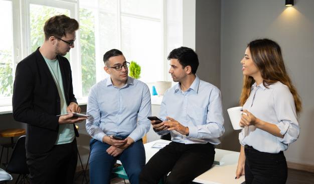 RECURSOS HUMANOS A gestão dos colaboradores dentro de uma empresa é sem dúvidas uma das tarefas mais importantes e difíceis no âmbito empresarial.