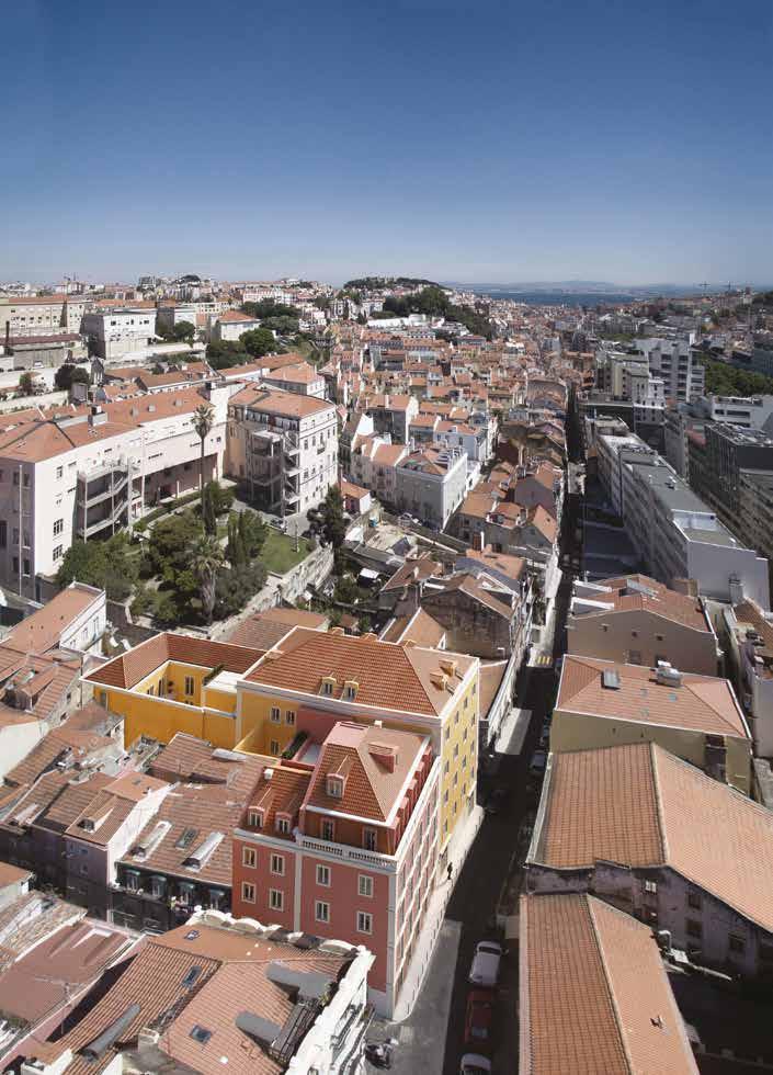 Quadro de Áreas PISO TIPOLOGIA FRACÇÃO ABP (M2) VARANDAS E TERRAÇOS ESTACIONAMENTOS PISO 0 T0 0A 58,05 T2 0B 36,9 23,06 T2 A 30,52 T B 76,2 Travessa das Parreiras PISO T2 C 4,56 T D 72,94 T2 E 94,89