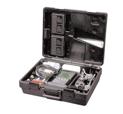 Medição de energia opcional O medidor de vazão TransPort PT878 combina uma medição de vazão ultrassônica com a medição precisa do sensor de temperatura em tempo real para determinar a taxa da vazão