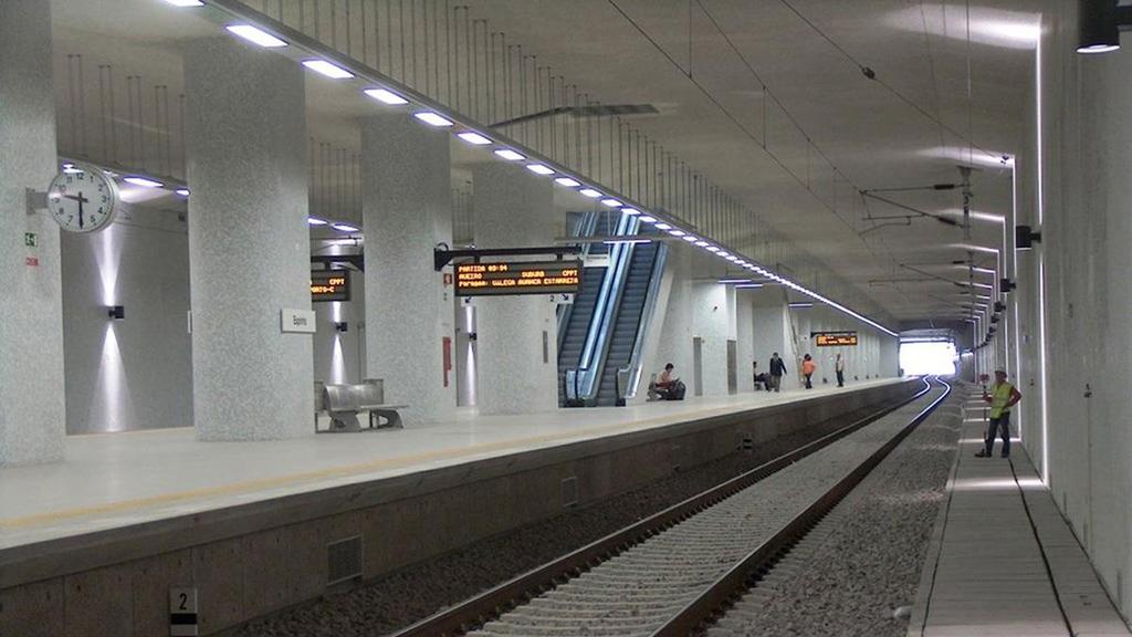 Obras de Rebaixamento da Via Férrea no Atravessamento da Cidade de Espinho, PORTUGAL Sopol/Dragados/Tecsa (REFER - Rede Ferroviária Nacional) Travaux d Abaissement