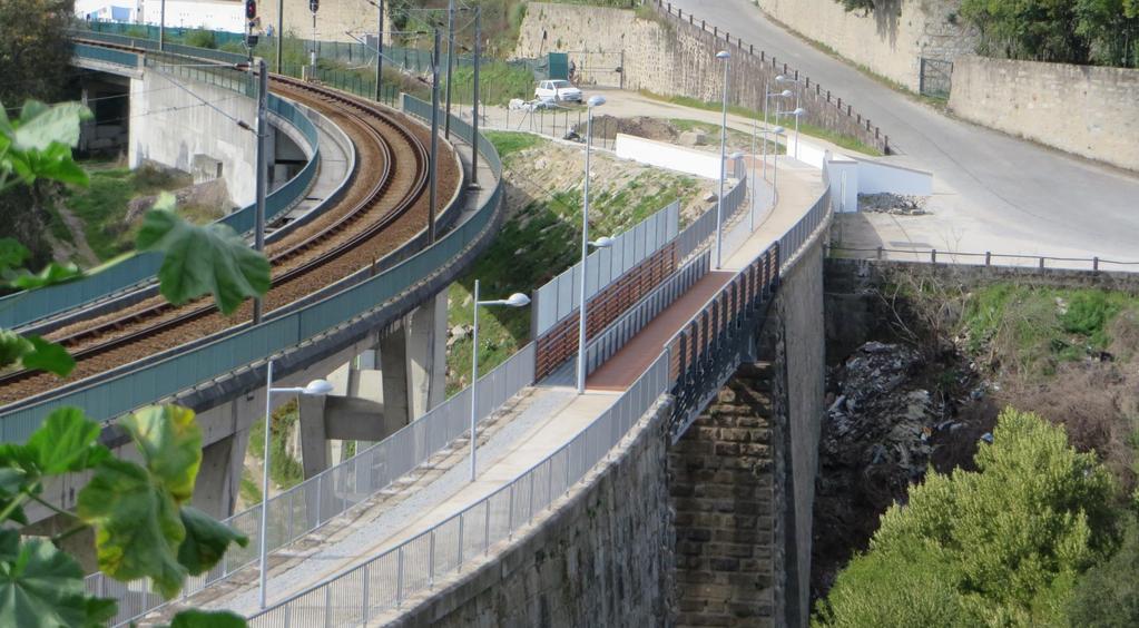 Linha de Guimarães - Lousado - Santo Tirso, PORTUGAL REFER - Rede Ferroviária Nacional 1998 Ligne
