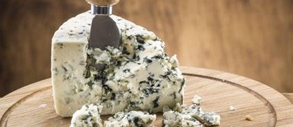 De sabor forte e aroma relativamente intenso, possui massa macia, um pouco pastosa. Gorgonzola Forma São Vicente 3kg (aprox.) Cód...: 419 Gramagem...: 3 KG (aprox) Qtde por caixa.: 2 un Validade.