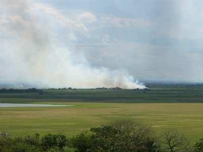 do grau de perigo de incêndios em áreas extensas. 2.