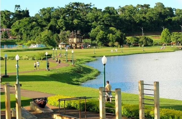 O Parque Joaquim Teodoro de Oliveira também conhecido como Parque do Lago foi criado em 1982, sendo o primeiro parque criado na cidade e o maior em amplitude, contando com uma área de 263.687,55m².