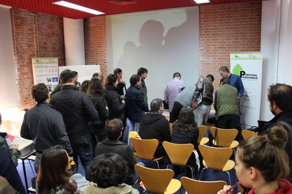 O Workshop 2: Envolvente do Edifício, que teve a presença de mais de 40 pessoas, teve como oradores João Gavião da Homegrid e da Associação