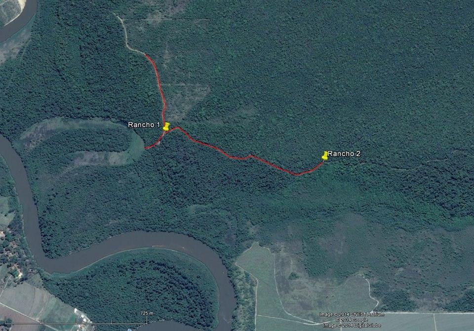 Antiga Lagoa do Diogo Rio Mogi-Guaçu Figura 5. Localização dos ranchos 1 e 2 onde estavam os ninhos-armadilha dentro da Estação Ecológica de Jataí, município de Luiz Antônio, SP.