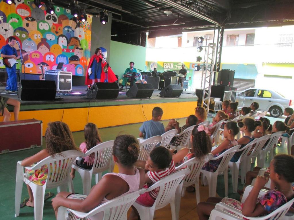 Evento: Show da cantora Érika Machado no Festival Natura Arte na Praça Data: 05/12/2015 Descrição: Apresentação do show