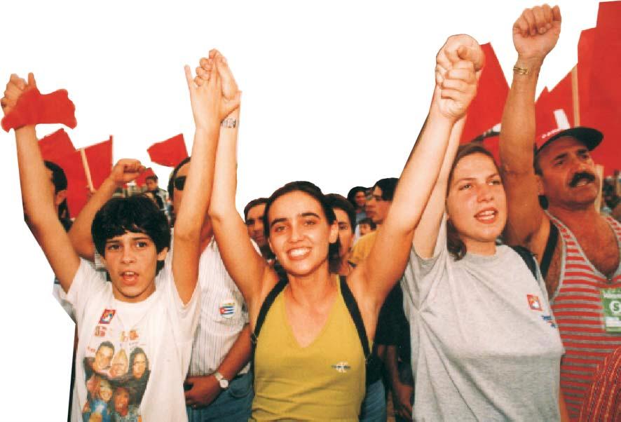 Celebrar hoje os 30 anos da Revolução de Abril significa não esquecer os crimes e a opressão da ditadura fascista e recusar as tentativas de branqueamento e