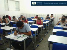 Candidato'realiza'um'teste'presencial'de' Português'e'Matemá4ca' 'com'foco'em'questões' de'lógica'