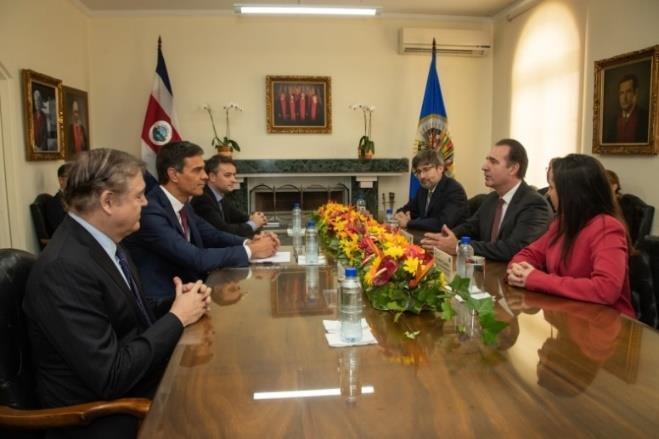 mostrou ao longo desses últimos anos com a promoção e a proteção dos direitos humanos nas Américas e, em especial, com o trabalho da Corte Interamericana de Direitos Humanos.