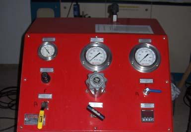 Controle de entrada de pressão Controle de saída de pressão