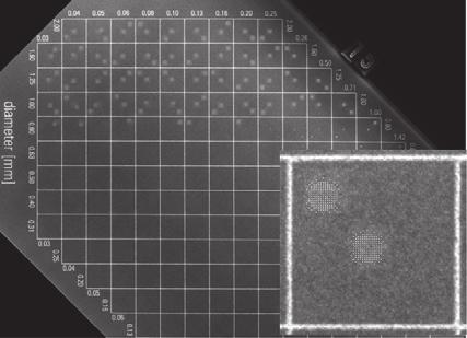 Caso o usuário não o defina, o programa efetua a busca com passo 1, ou seja, pixel a pixel. As estruturas encontradas são demarcadas com um círculo. (a) (b) Figura 5.