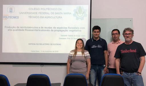Curso Técnico em Agricultura realiza primeira defesa de estágio Na noite do dia 13 de novembro o aluno Gabriel de Araujo Lopes, do curso Técnico em Agricultura, realizou a defesa de seu