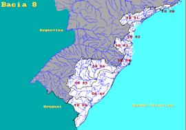 Estes reservatórios permitem armazenar grande parte do excedente de água disponível nos períodos hidrologicamente favoráveis e utilizá-la nos anos secos, alcançando períodos de 4 a 5 anos (2).