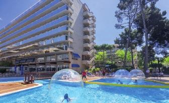 Casablanca Playa Pº Miramar, 12. salou Crianças grátis Hotel e Apartamentos *** Marinada C/ Fray Junipero Serra, 4. salou Calypso C/ Pompeu Fabra, 52.