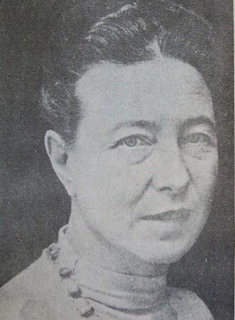 Simone de Beauvoir Ninguém nasce mulher: torna-se O gênero é construído pelas relações sociais.