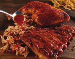 HICKORY-SMOKED BARBECUE COMBO* Perfeito para duas pessoas, Smoked Ribs, Barbecue Chicken ou Pulled Pork.