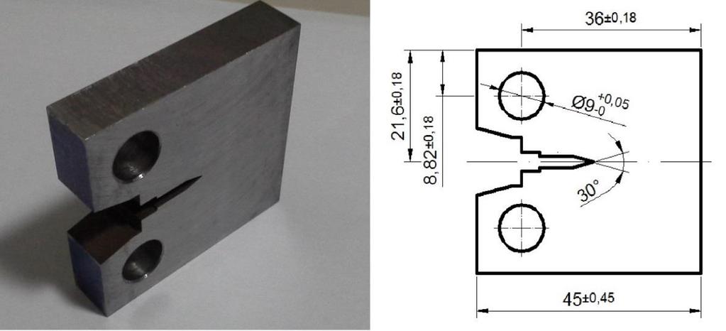 fratura para obtenção da curva J-R será conduzido utilizando a técnica do corpo-deprova único (single specimen) empregando o método da flexibilidade no descarregamento (unloading compliance), segundo