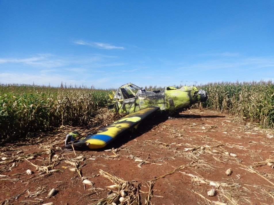 1.1. Histórico do voo A aeronave decolou de uma área de pouso eventual na Fazenda Yowa I, localizada, no distrito de Roda Velha, município de São Desidério, BA, por volta das 19h15min (UTC), a fim de