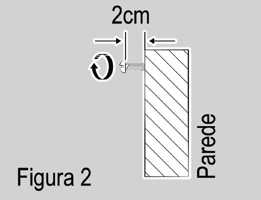 Nunca utilize o aparelho sobre superfícies sem estabilidade, como camas, sofás, tapetes ou carpetes muito espessos.