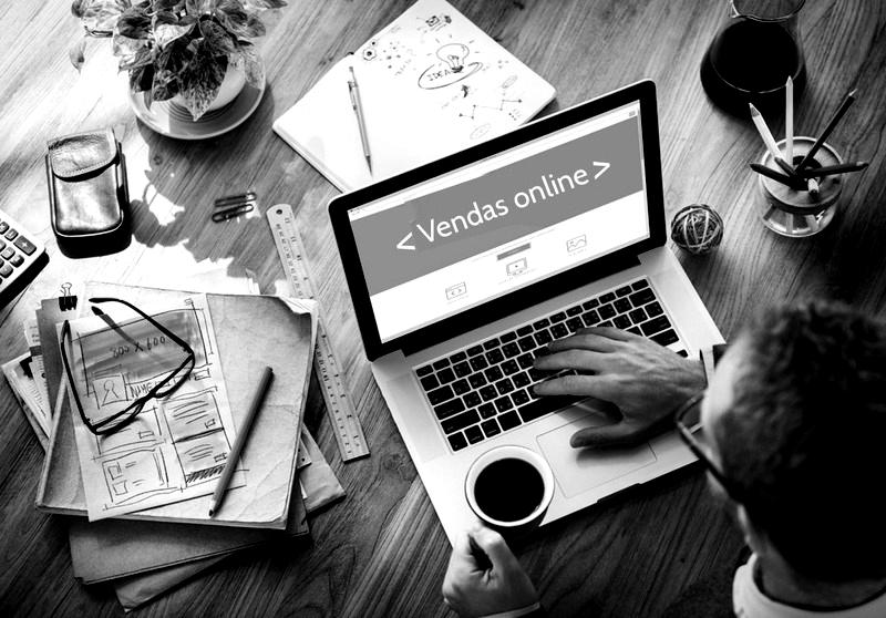 VENDER ONLINE. Quer colocar seu negócio na internet mas não sabe quais são as opções e quais estratégias de marketing online que melhor se encaixam em seu negócio e em seu orçamento de marketing?