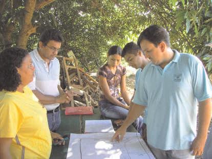 sobre Agroecologia na Amazônia em Cáceres, em outubro de 2006 Oficina de Planejamento em Comunicação no Curso de Gestão Territorial