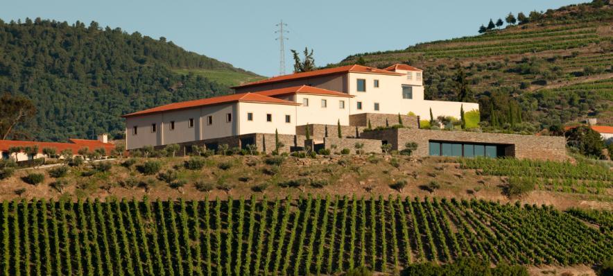 muito diversificada. A Quinta do Seixo foi galardoada com o prémio Best of Wine Tourism atribuído pela organização Great Wine Capitals.