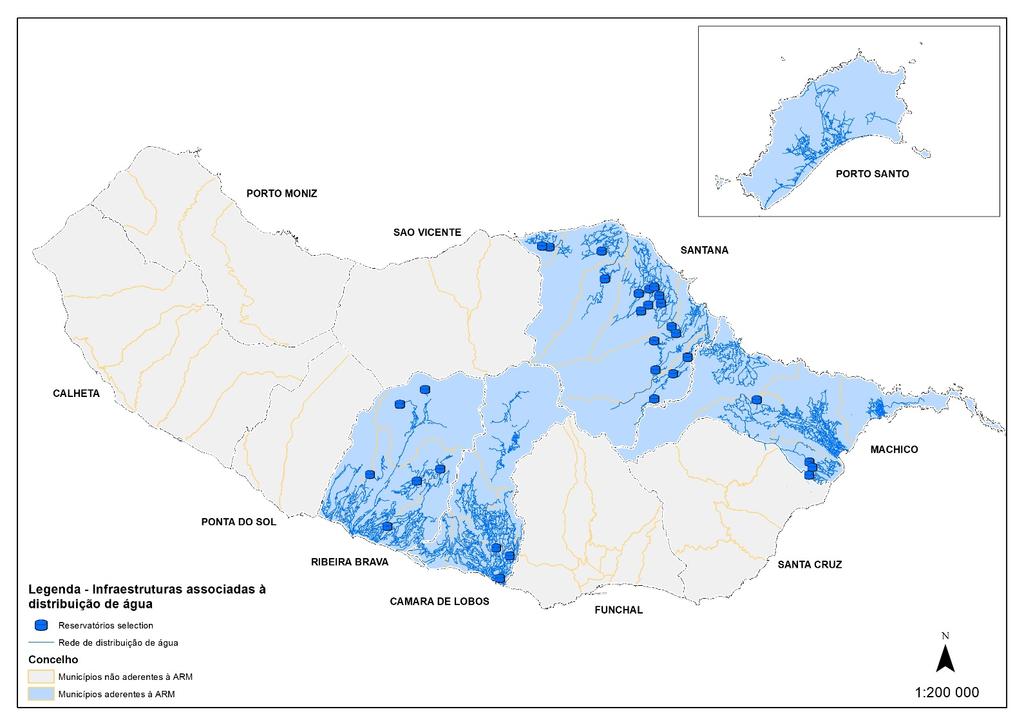 1.2 ABASTECIMENTO DE ÁGUA EM BAIXA Principais indicadores: População servida: 80.000 N.º de captações: 74 N.º Reservatórios: 33 N.º Postos de cloragem: 24 N.