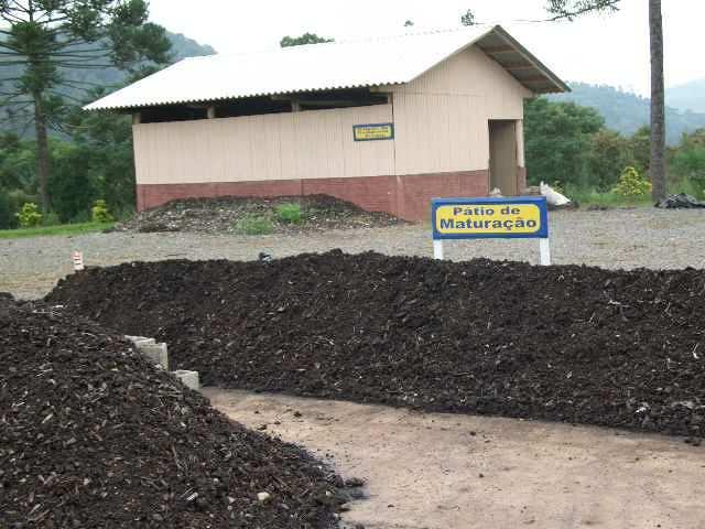 Pátio de Maturação e Galpão