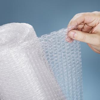 Plástico bolha comum ou anti-estático Papelão ondulado, papel kraft, semi-kraft e HD.