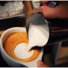 Espátula Utilizada para nivelar o pó de café no porta-filtro, sem a utilização das mãos.