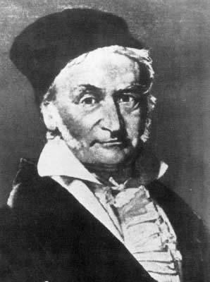 DISTRIBUIÇÃO NORMAL Johann Carl Friedrich Gauss NASCEU EM 1777 E FALECEU EM 1855, NA ALEMANHA DURANTE O SEU CURSO SUPERIOR NA UNIVERSIDADE DE BRUNSWICK DESCOBRIU ENTRE OUTROS A APROXIMAÇÃO