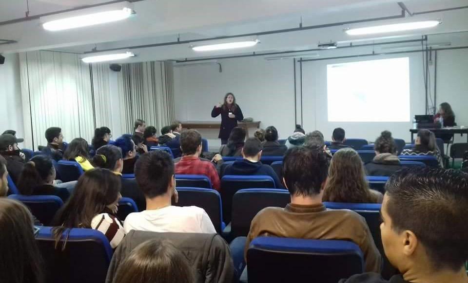 assistente técnico regional em apicultura e meliponicultura da EMATER/ RS Ascar de Lajeado, Paulo Francisco Conrad; Projeto Sentinela: febre amarela e conservação do bugio ruivo em Santa Maria, pela