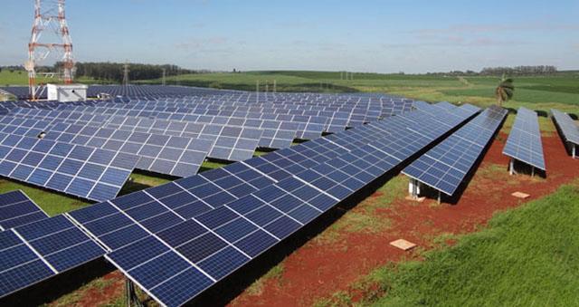 Usina Solar Fotovoltaica - Tanquinho Localização: subestação Tanquinho/Campinas SP Investimento: R$ 13,8 milhões Área total: 13.