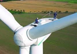 36 Eólicas Avanço Tecnológico Em 1985, por exemplo, o diâmetro das turbinas era de 20 metros, o que acarretava uma potência média de 50 kw (quilowatts).