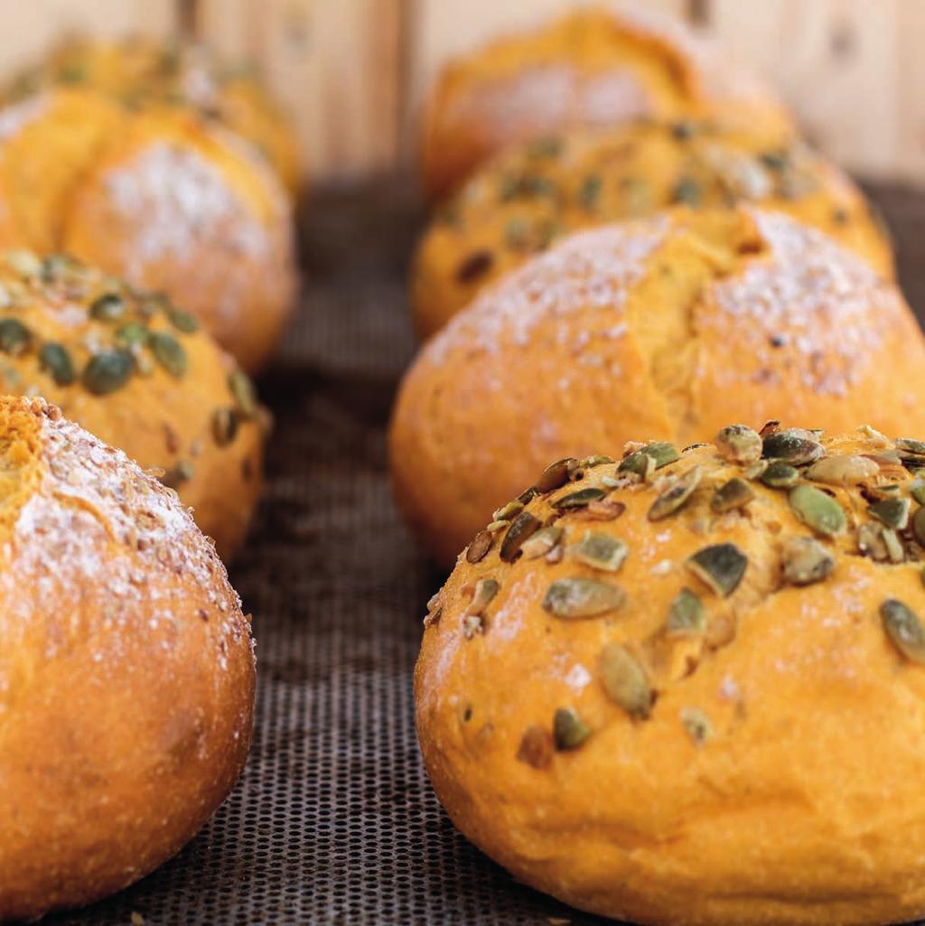 Bolinhas com abóbora cobertas de sementes de abóbora Ingredientes Farinha T.