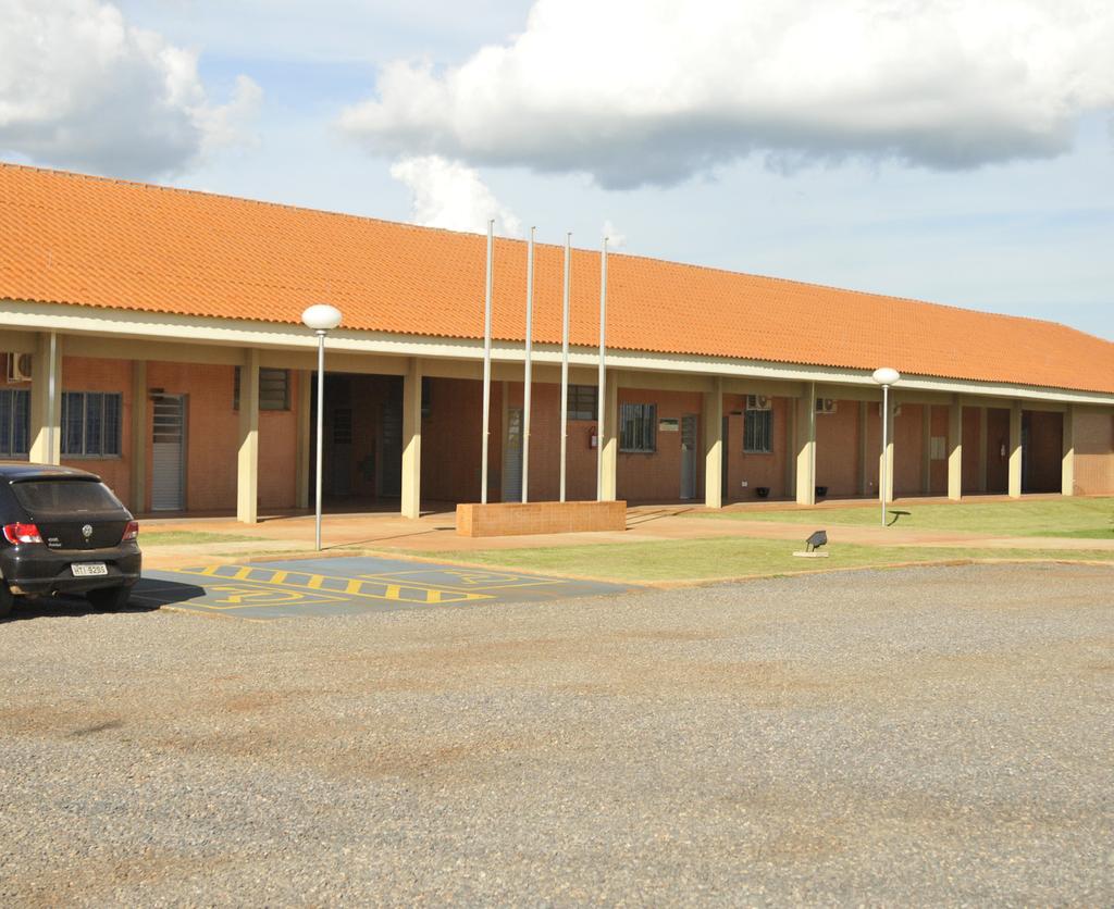 BASE DE ESTUDOS DE BONITO Em uma área de 4,5 hectares, a unidade conta com uma estrutura adequada para atividades administrativas e de pesquisa,