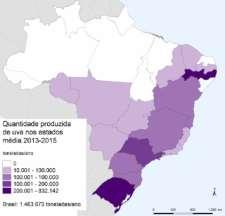 A respeito das estruturas e formas do relevo brasileiro, identifique as afirmativas a seguir como verdadeiras ( V ) ou falsas ( F ): 1 ( ) Grande parte das rochas e estruturas que sustentam as formas