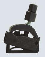 Para fixação dos cabos e condução elétrica são utilizados barramentos metálicos em liga de cobre estanhado, tipo piercing.