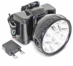 Lanterna Recarregável 5 LED s Características: Lanterna equipada com 5 LED s de longo alcance. Bateria de longa duração 4V 250Ma selada, recarregável.