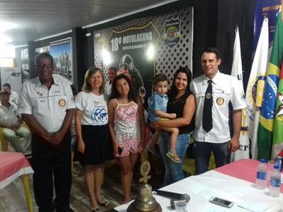 presença da Presidente do RC de Laguna República Juliana, Angela Algarves.
