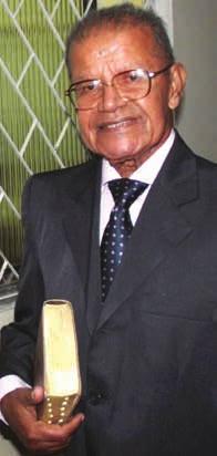 O JORNAL BATISTA Domingo, 09/06/19 13 OBITUÁRIO Pastor Renirton Eustáquio (1933-2019) Exemplo de retidão e liderança em Sergipe Sandra Natividade membro do Conselho Editorial de OJB O Rio de Janeiro