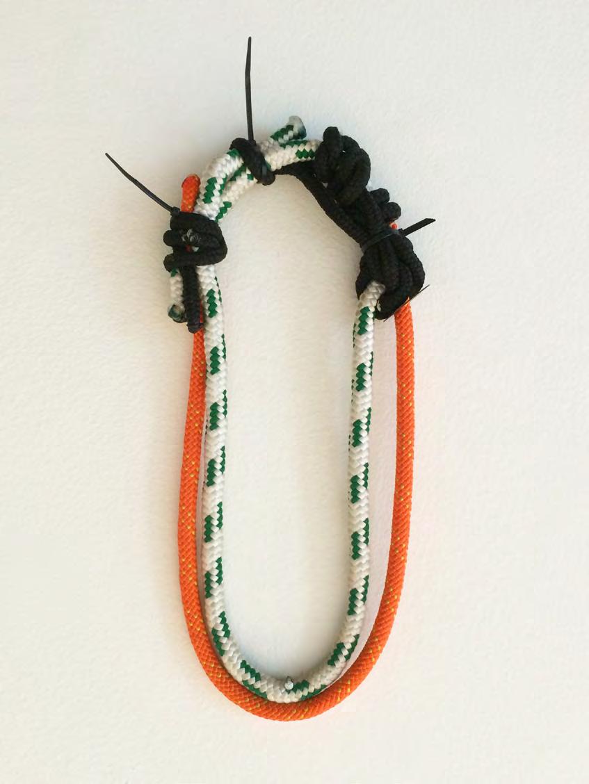 Amarras, 2013 corda, anel de cobre e fita hellerman [rope,