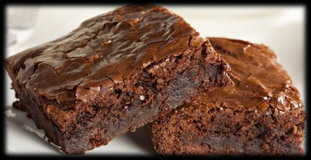 3 - Brownie de Chocolate Low Carb Ingredientes: ½ xícara (chá) de farinha de amêndoas. 2 colheres (sopa) de adoçante culinário sucralose. 1 colher (café) de bicarbonato de sódio.