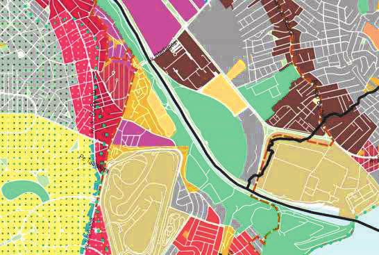 fls. 149 O local em causa integra as Zonas Eixo de Estruturação da Transformação Urbana (ZEU) são porções do território destinadas a promover usos residenciais e não residenciais com densidades