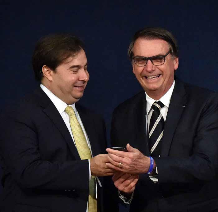 De acordo com o presidente, o clima do encontro foi muito bom. Foi uma conversa maravilhosa. Questionado se a reforma da Previdência teria sido discutida, Bolsonaro respondeu: Não chega a tanto.