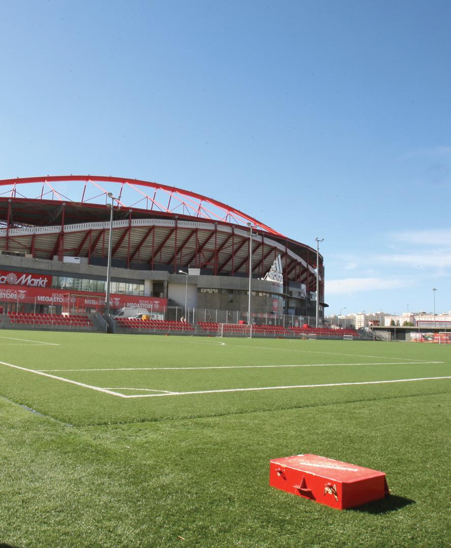 CAMPO RELVADO SINTÉTICO REALIZAR UM TORNEIO DE FUTEBOL OU UMA AÇÃO DE TEAM BUILDING SERÁ SEMPRE UMA EXPERIÊNCIA ÚNICA.